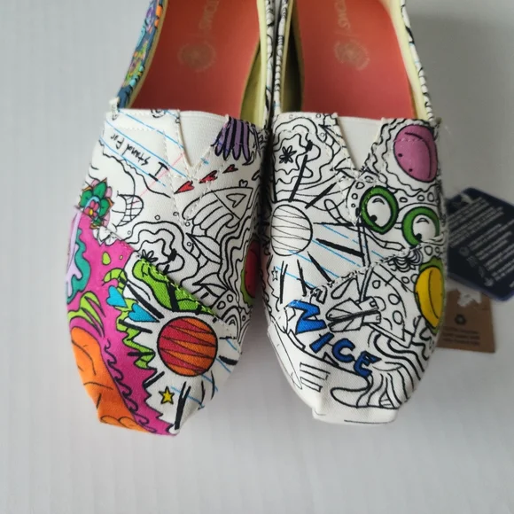 TOMS Ortholite Slip-On Graphic and Colorful Womens Canvas Shoes, Size 6.5 - Picture 5 of 12